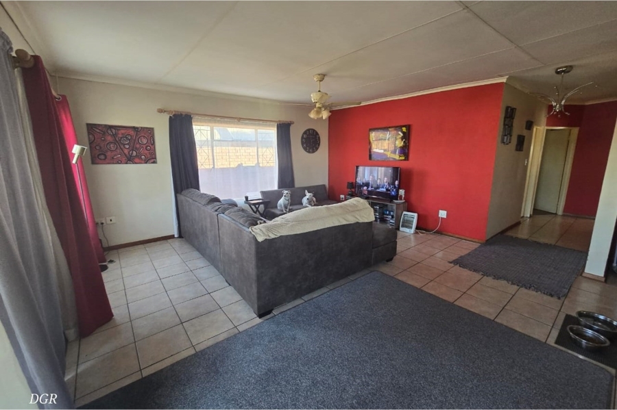 7 Bedroom Property for Sale in Cassandra Northern Cape